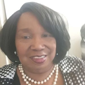 Meet your Posher, Evelyn